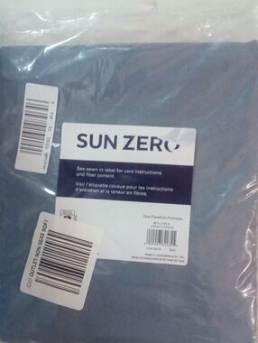 Sun Zero  Blackout Curtain Panel Blue 84" Cyrus NWT $45